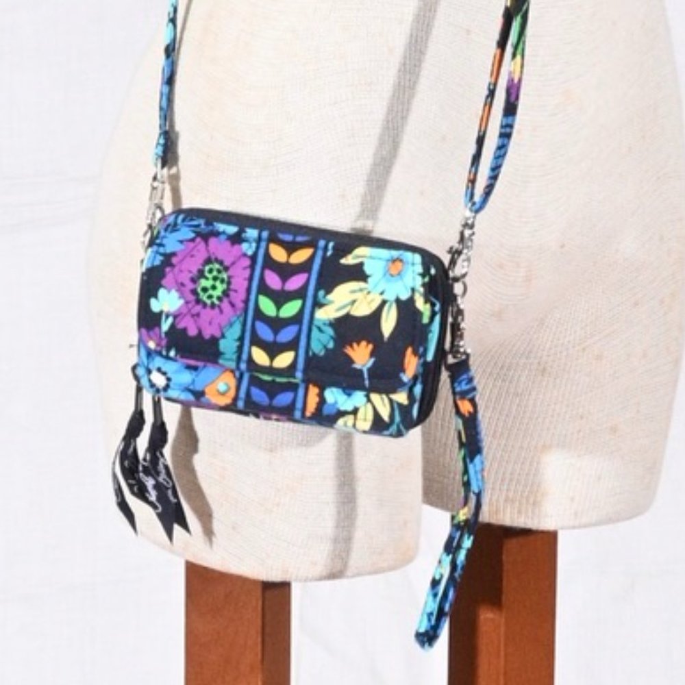 Navy Wristlet Wallet with Detachable Adjustable Crossbody Strap; Vera Bradley